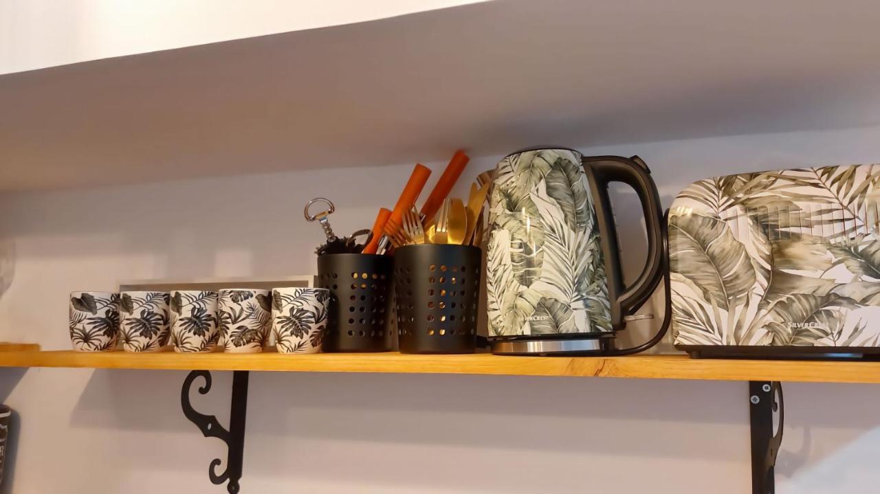 Apartamento Completo, Chamartin Madrid Esterno foto